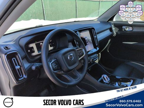 Used 2023 Volvo XC40 B5 Plus w/ Driver Assist Package image 6