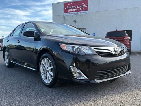 Used 2012 Toyota Camry XLE w/ Leather Pkg FWD image 1