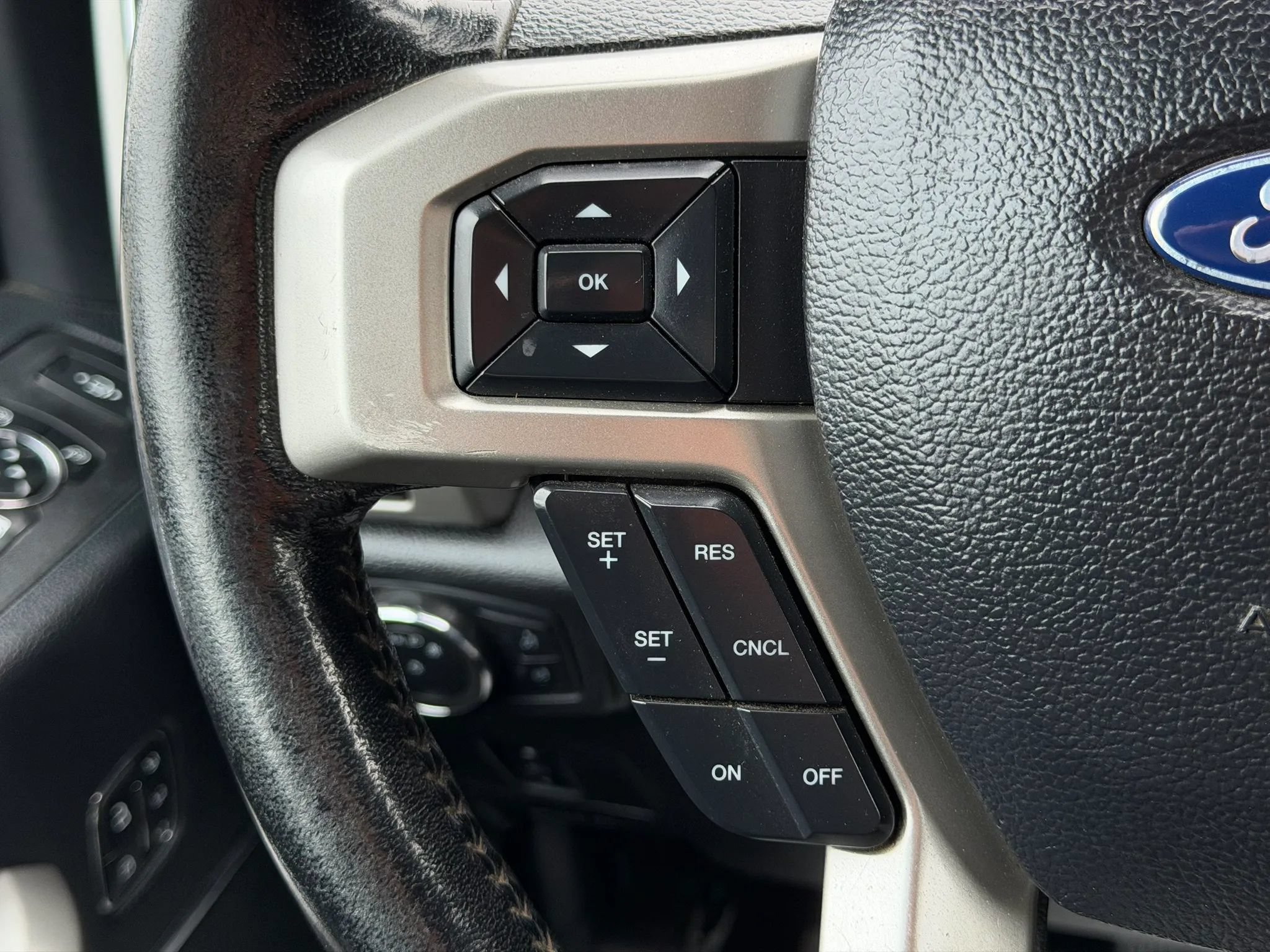 Used 2021 Ford F250 Lariat AWD/4WD image 28
