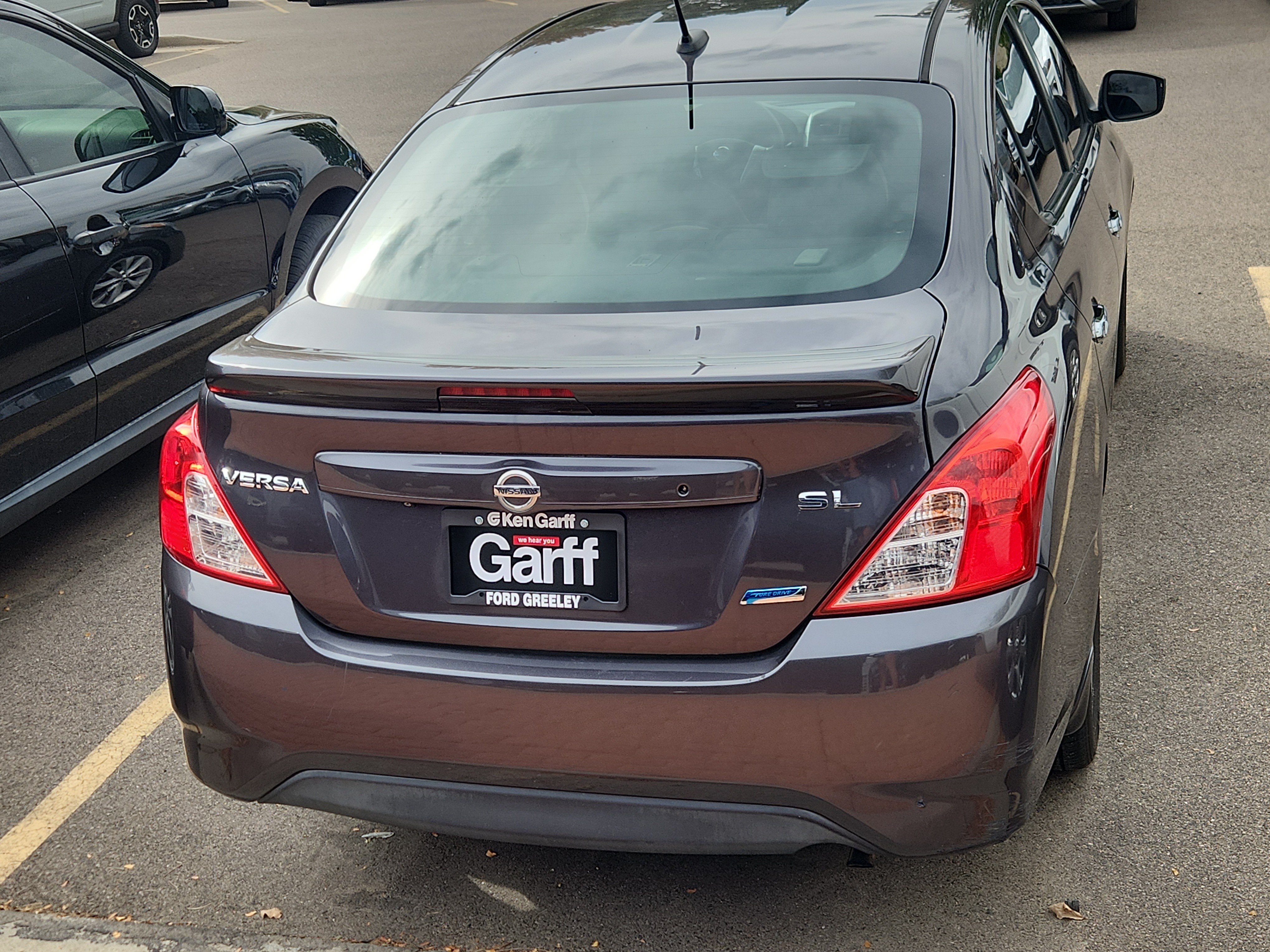 Used 2015 Nissan Versa FWD image 5