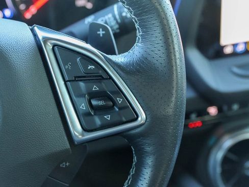 Used 2020 Chevrolet Camaro LT image 27