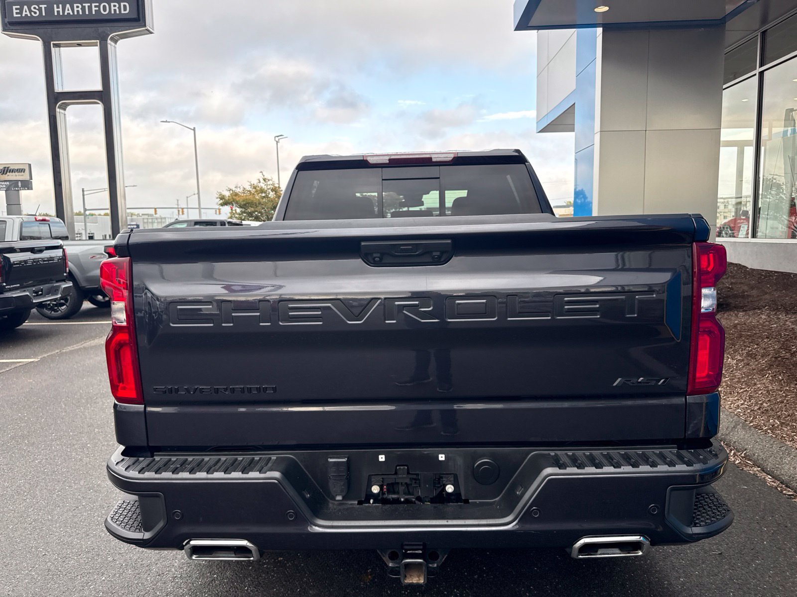 Used 2023 Chevrolet Silverado 1500 RST w/ Convenience Package II AWD/4WD image 6