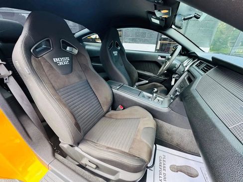 Used 2012 Ford Mustang Boss 302 w/ Boss 302 Accessory Pkg image 19