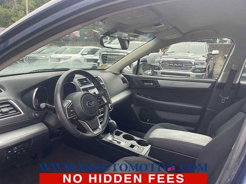 Used 2019 Subaru Legacy 2.5i Premium AWD/4WD image 2
