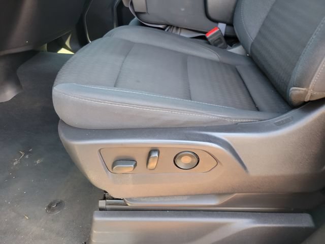 Used 2025 Chevrolet Silverado 1500 LT RWD image 13