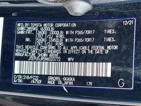 Used 2022 Toyota 4Runner TRD Off-Road image 32