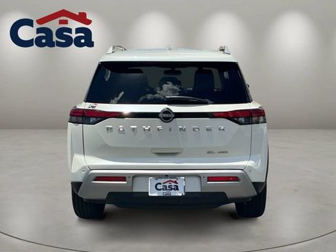 Used 2022 Nissan Pathfinder SL w/ Cargo Package AWD/4WD image 5