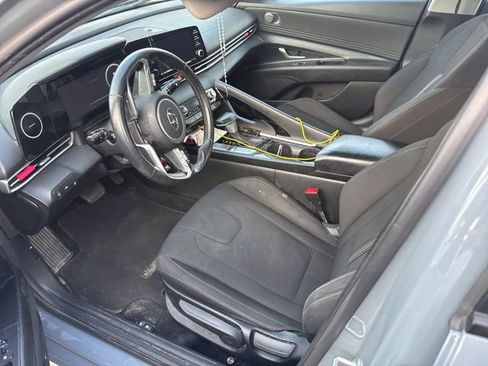 Used 2021 Hyundai Elantra SEL w/ Convenience Package image 5