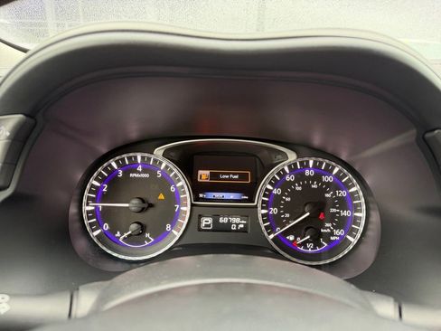 Used 2019 INFINITI QX60 Luxe w/ Essential Package image 19