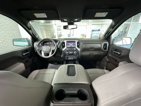 Used 2021 GMC Sierra 1500 SLT w/ SLT Premium Plus Package AWD/4WD image 20