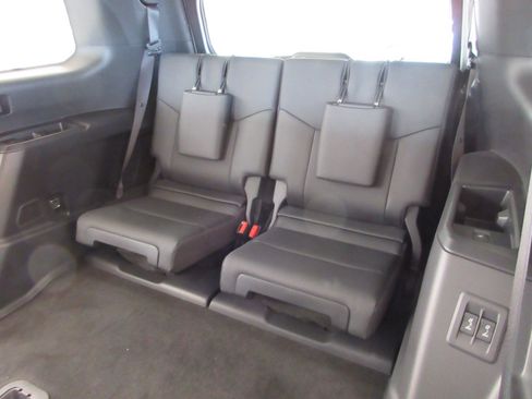 Used 2025 Lexus GX 550 w/ Cold Area Package AWD/4WD image 20