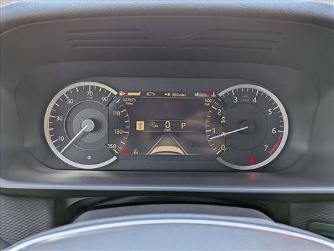 Used 2023 Land Rover Discovery S R-Dynamic image 11