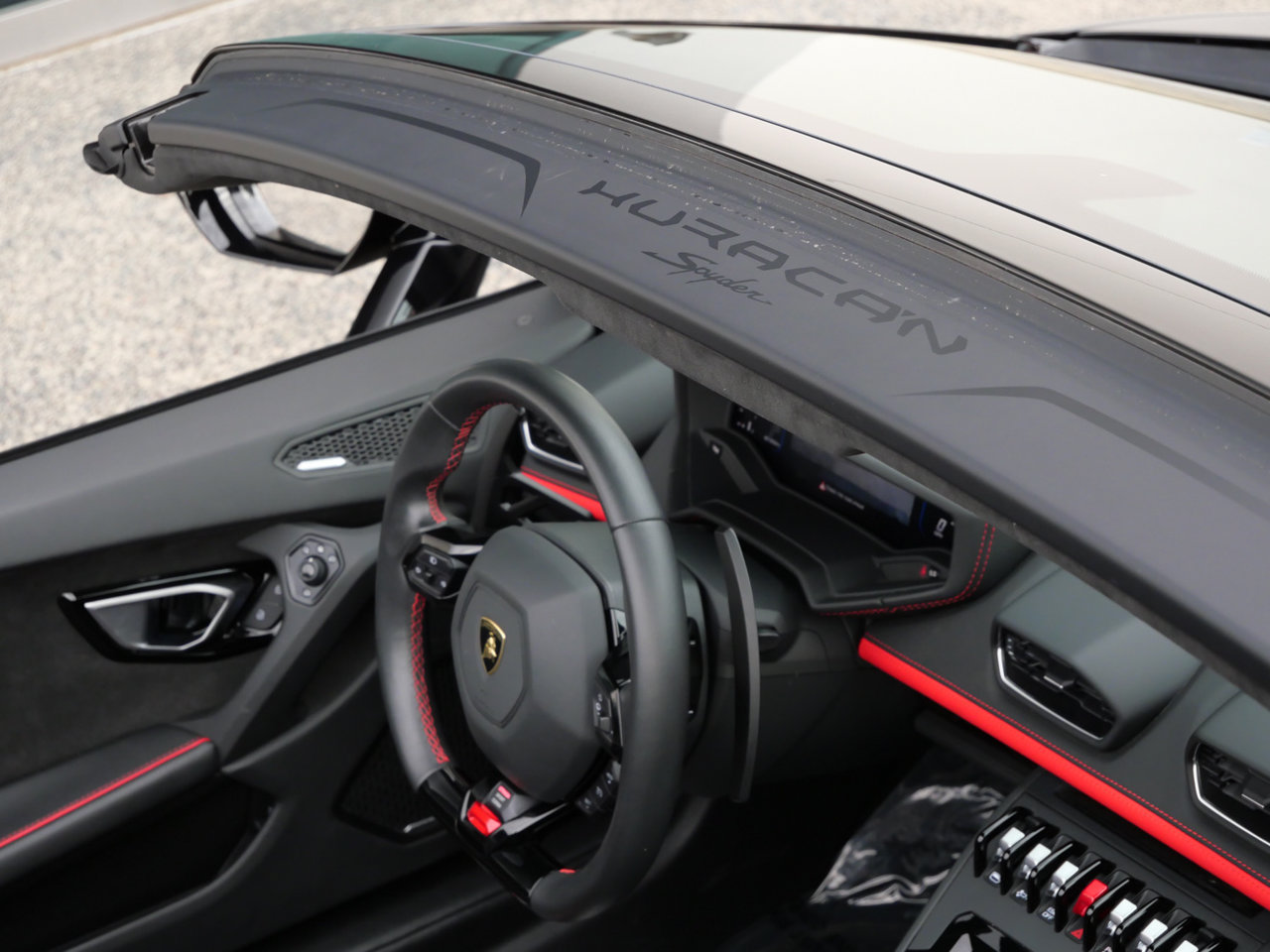 Used 2024 Lamborghini Huracan EVO AWD/4WD image 13