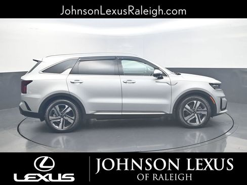 Used 2023 Kia Sorento SX Prestige image 6