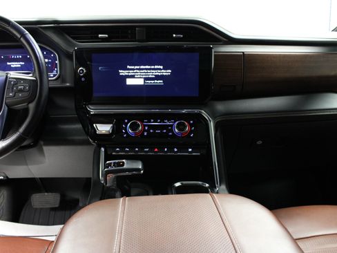 Used 2024 GMC Sierra 1500 Denali Ultimate image 18