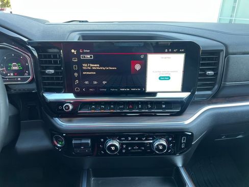 Certified 2025 GMC Sierra 1500 SLT w/ SLT Premium Plus Package AWD/4WD image 17