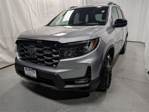 Used 2024 Honda Passport TrailSport image 7