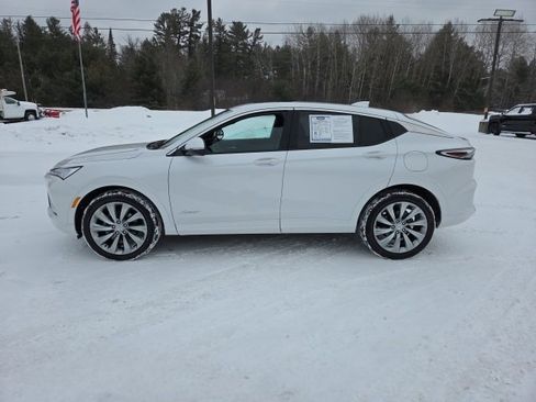 Used 2025 Buick Envista Avenir image 71