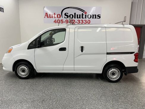 Used 2020 Nissan NV200 S image 4