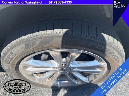 Used 2019 Ford Explorer XLT w/ Equipment Group 202A AWD/4WD image 15