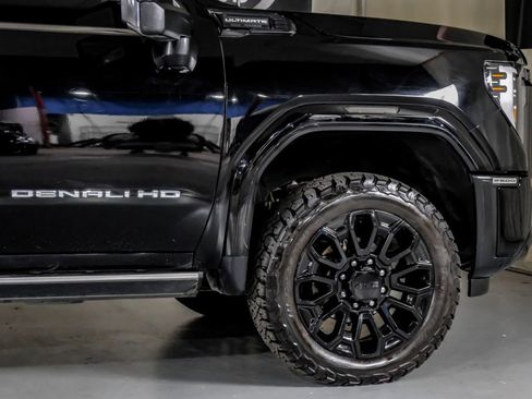 Used 2024 GMC Sierra 2500 Denali Ultimate AWD/4WD image 7