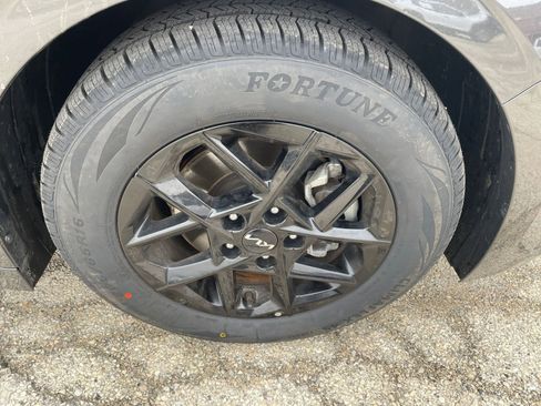 Used 2025 Kia K5 LXS image 30