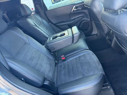 Used 2022 Mitsubishi Outlander SE AWD/4WD image 31