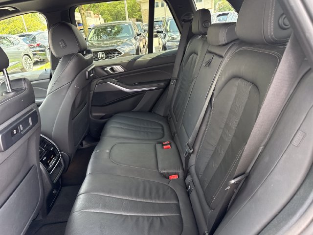 Used 2019 BMW X5 xDrive40i w/ Premium Package 2 AWD/4WD image 12