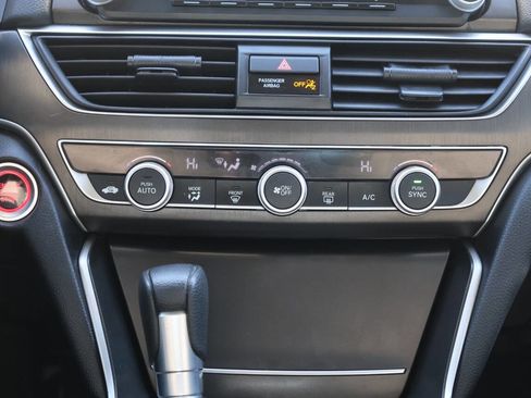 Used 2018 Honda Accord LX image 21