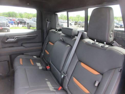 New 2026 GMC Sierra 1500 AT4 AWD/4WD image 17