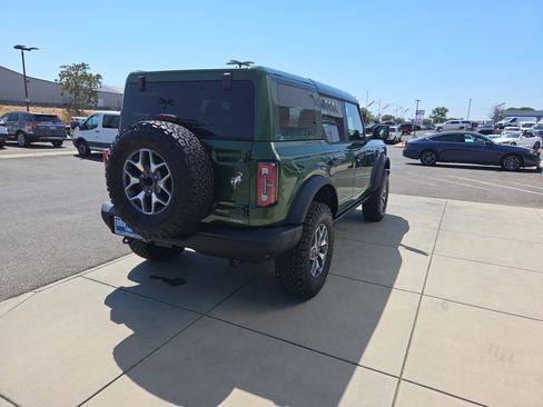 New 2025 Ford Bronco Badlands image 5