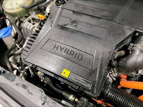 Used 2018 Kia Niro Touring FWD image 36