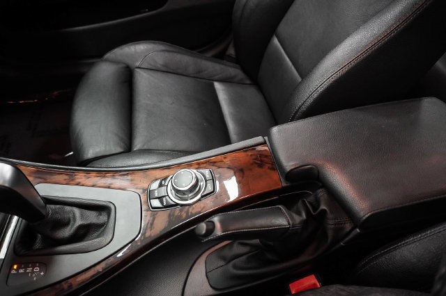Used 2011 BMW 328i Sedan RWD image 14