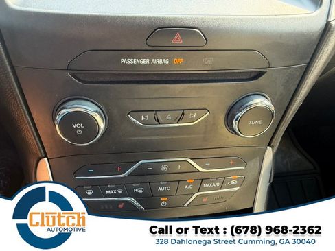 Used 2017 Ford Edge SEL w/ Equipment Group 201A AWD/4WD image 21