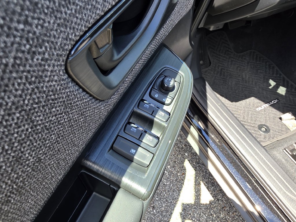 New 2026 Subaru Outback Limited AWD/4WD image 18