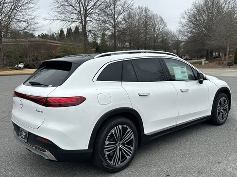 New 2026 Mercedes-Benz EQS 400 4MATIC SUV image 8
