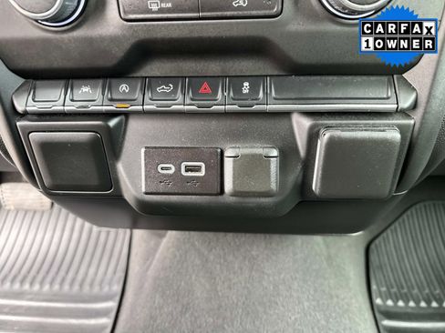Used 2024 Chevrolet Silverado 1500 Custom image 33