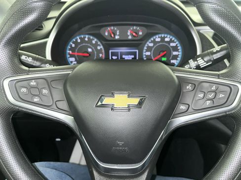 Used 2022 Chevrolet Malibu LT image 16