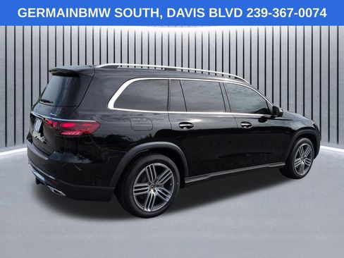 Used 2025 Mercedes-Benz GLS 450 4MATIC image 5