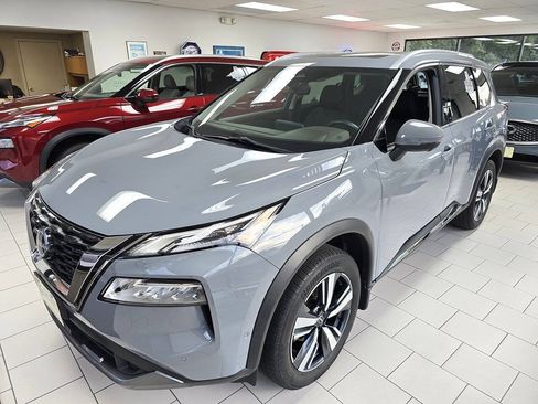 Used 2023 Nissan Rogue SL w/ SL Premium Package AWD/4WD image 1