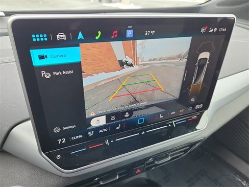 New 2026 Volkswagen ID.4 Pro image 32