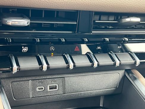 New 2026 GMC Canyon Denali AWD/4WD image 35
