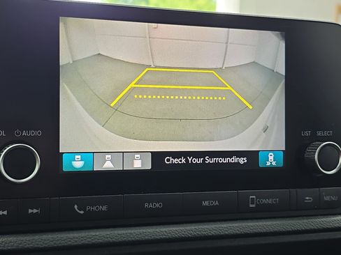 Used 2023 Honda CR-V Sport image 22