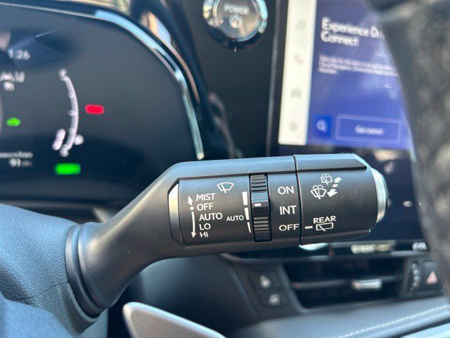 Used 2024 Lexus NX 350h AWD w/ Vision Package image 21