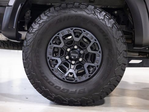 Used 2026 Ford F150 Raptor w/ Equipment Group 803A Raptor R AWD/4WD image 28
