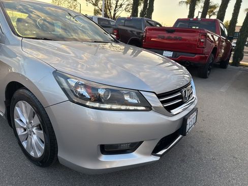 Used 2015 Honda Accord EX-L image 11