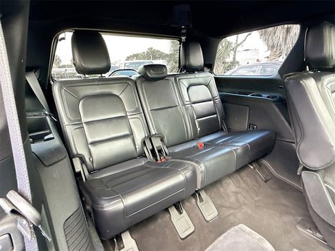 Used 2021 Lincoln Navigator Reserve image 31
