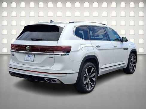 Used 2024 Volkswagen Atlas SEL Premium R-Line AWD/4WD image 6