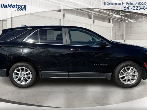 Used 2023 Chevrolet Equinox LT w/ Driver Convenience Package FWD image 2