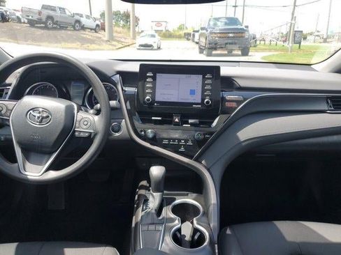 Used 2024 Toyota Camry LE w/ Convenience Package FWD image 6